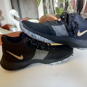 Nike air precision 2